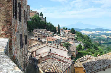 houses in Montepulciano