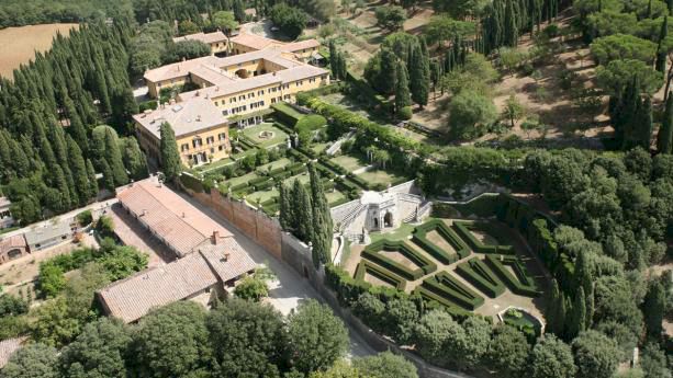 Villa La Foce and its gardens from the air